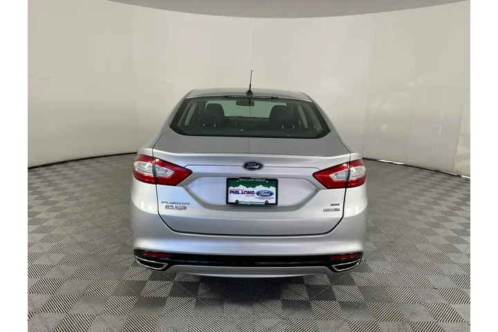 $11892 : Ford Fusion 2016 AWD SE 4dr image 6