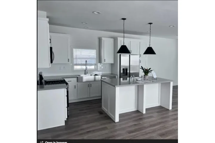 HEMET / CA/ 92543 CASAS NUEVAS image 6