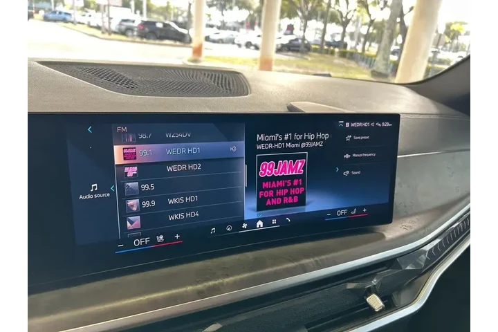 $39642 : BMW X5 2024 AWD xDrive40i 4d image 9