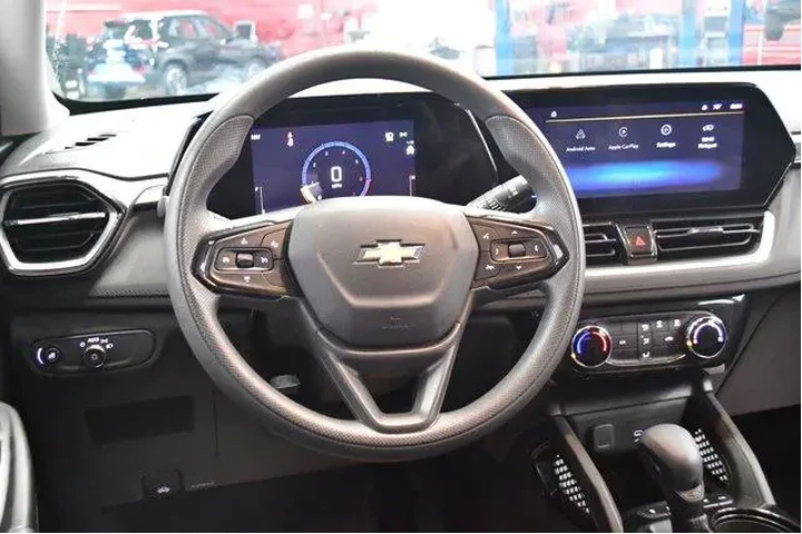 $22994 : Chevrolet Trailblazer 2025 4 image 8