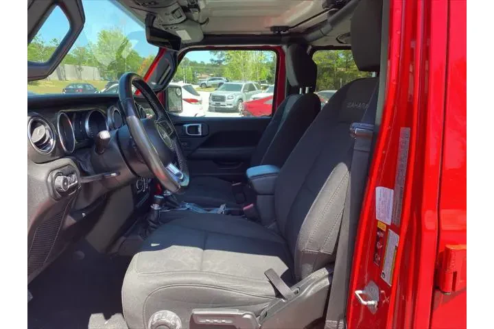 $26870 : Jeep Wrangler Unlimited 2021 image 9
