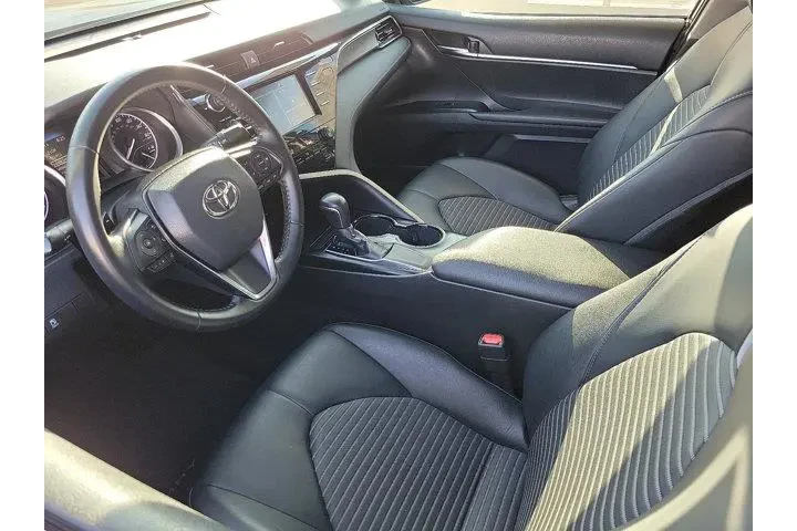 $20500 : Toyota Camry 2020 SE 4dr Sed image 3