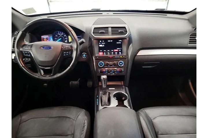 $17998 : Ford Explorer 2017 XLT 4dr S image 9