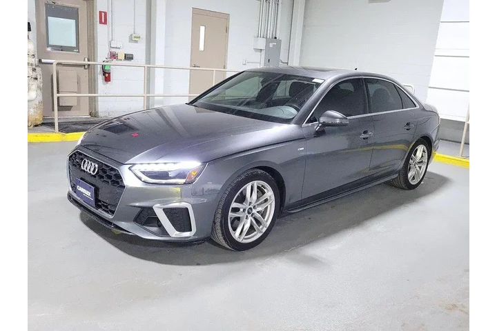 $31998 : Audi A4 2023 AWD quattro S l image 3
