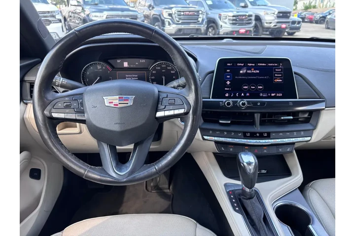 2021 CT4 Premium Luxury image 8