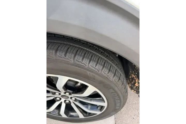 $38084 : Ford Explorer 2021 AWD ST 4d image 5