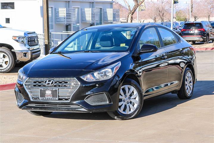 $17100 : Pre-Owned 2022 Hyundai Accent image 8
