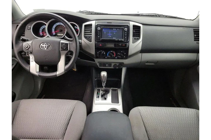 $26998 : Toyota Tacoma 2015 4x2 PreRu image 9