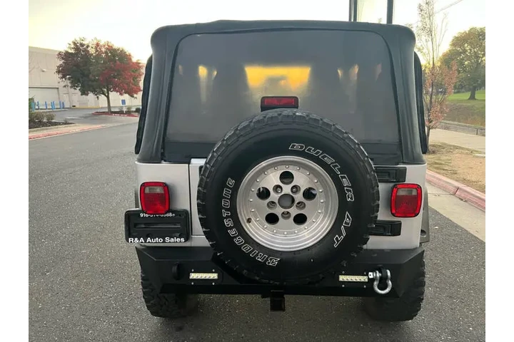 $14995 : 2005 Wrangler Sport image 5