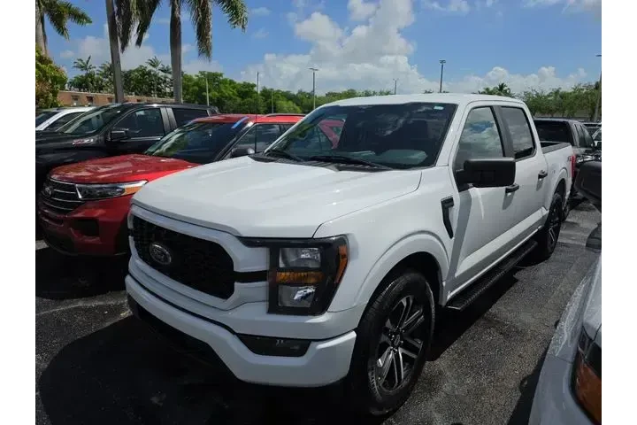 $30990 : Ford F-150 2023 4x2 XL 4dr S image 2