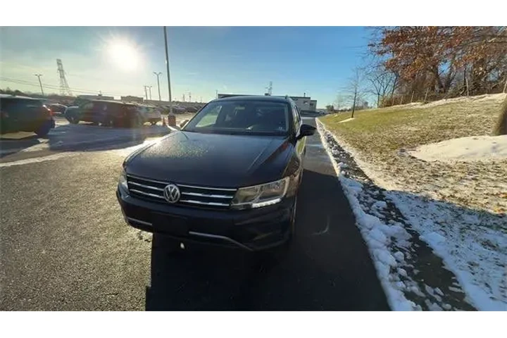 $13495 : Volkswagen Tiguan 2018 AWD 2 image 6