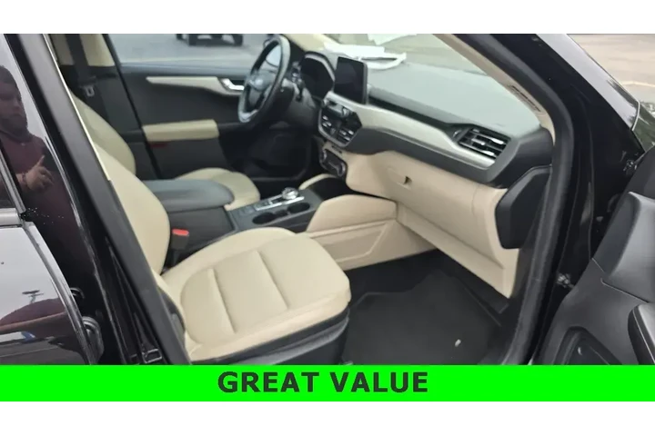 $17927 : Ford Escape 2020 AWD SEL 4dr image 6