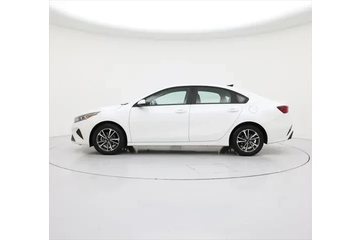 $17998 : Kia Forte 2024 LXS 4dr Sedan image 3