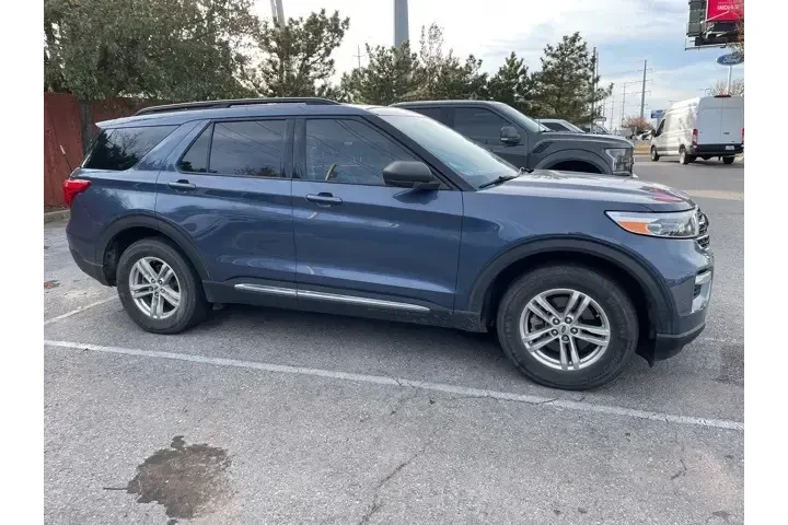 $21081 : Ford Explorer 2021 AWD XLT 4 image 6