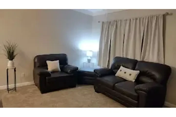 $1600 : $1600 UTILIDADES INCLUIDAS image 5