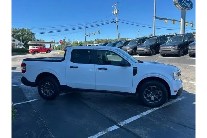 $27497 : Ford Maverick 2022 AWD XLT 4 image 2