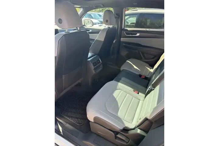 $32990 : Volkswagen Atlas Cross Sport image 5