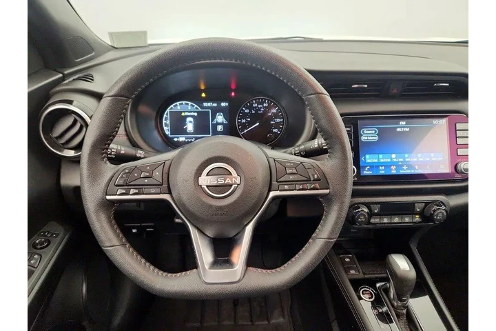 $19998 : Nissan Kicks 2023 SR 4dr Cro image 10