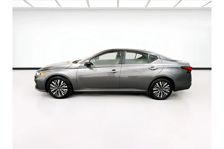 $18995 : Nissan Altima 2025 2.5 SV 4d image 1