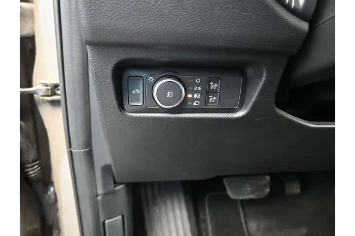 $36991 : Ford Ranger 2025 4x4 XLT 4dr image 8