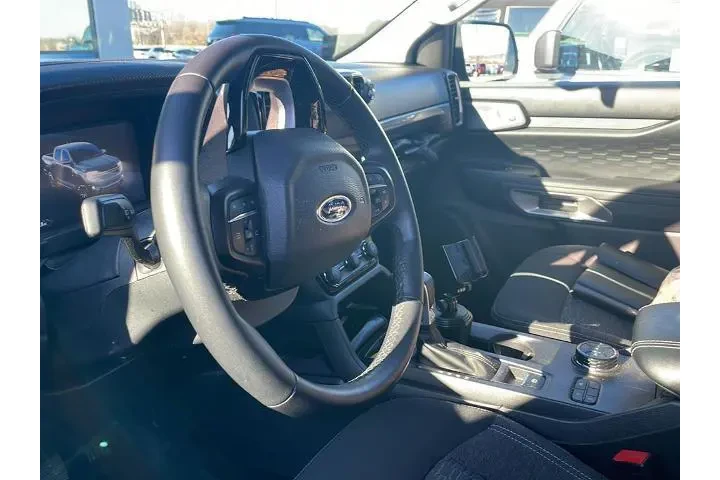 $36999 : Ford Ranger 2024 4x4 XLT 4dr image 9