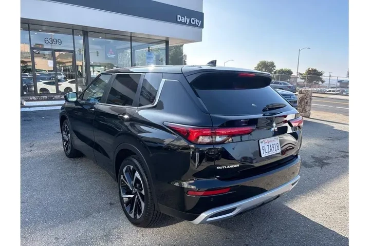 $26388 : Mitsubishi Outlander 2024 AW image 4