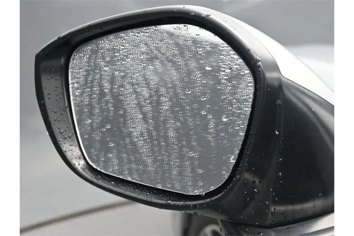 $22234 : Honda Civic 2024 LX 4dr Hatc image 9