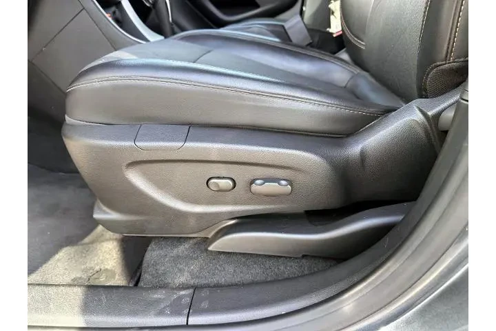 $17999 : Chevrolet Trax 2022 AWD LT 4 image 10