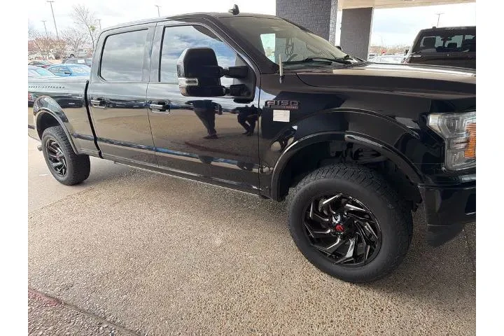 $24801 : Ford F-150 2018 4x4 Lariat 4 image 4