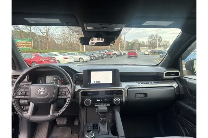 $37472 : Toyota Tacoma 2024 4x4 SR5 4 image 8