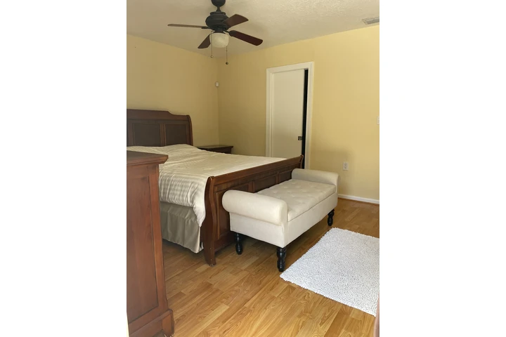 $1000 : Efficiency en el sur the Miami image 1