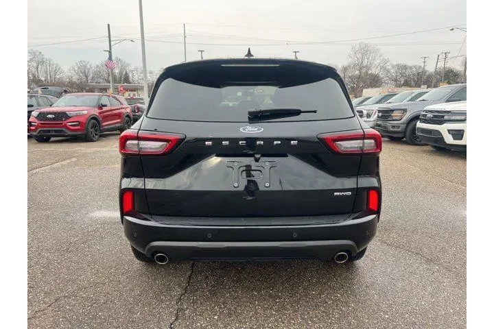 $24732 : Ford Escape 2024 AWD ST-Line image 5