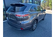 $17495 : Toyota Highlander 2016 AWD X thumbnail