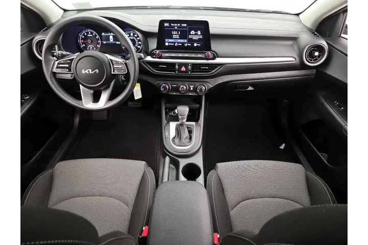 $19998 : Kia Forte 2023 LXS 4dr Sedan image 9