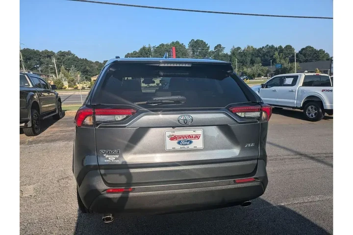 $22991 : Toyota RAV4 2021 XLE 4dr SUV image 10
