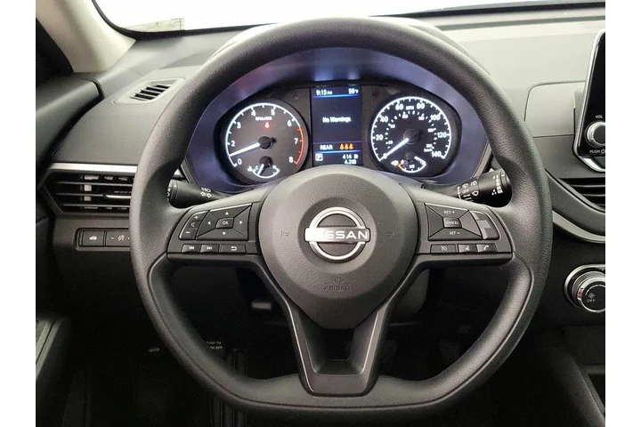 $23998 : Nissan Altima 2025 2.5 S 4dr image 10