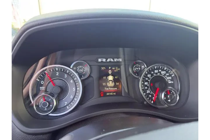 $39965 : Ram 2500 2024 4x4 Big Horn 4 image 9