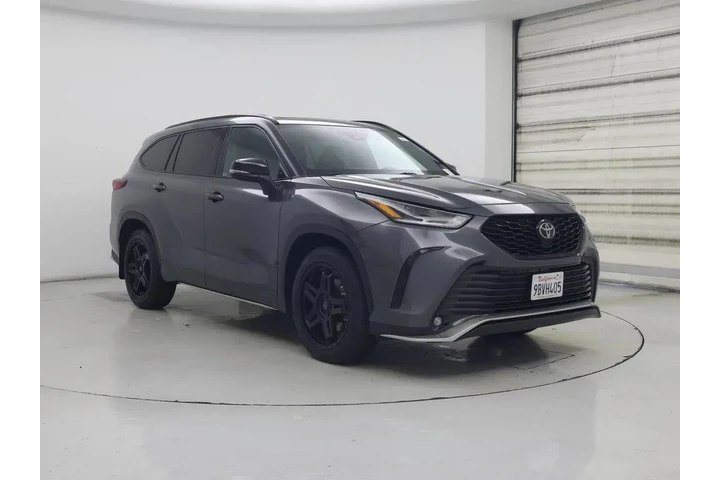 $37998 : Toyota Highlander 2021 AWD X image 1