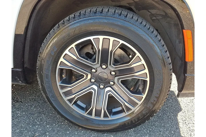 $39895 : Jeep Wagoneer L 2024 4x4 Ser image 6