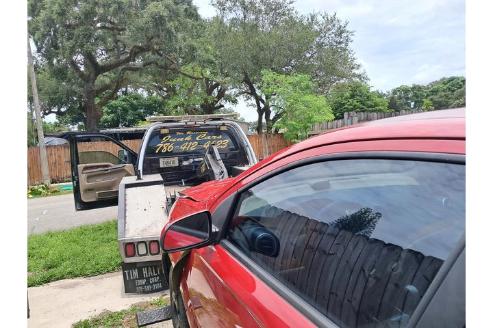 COMORO AUTOS $$ JUNK CARS$$ image 2