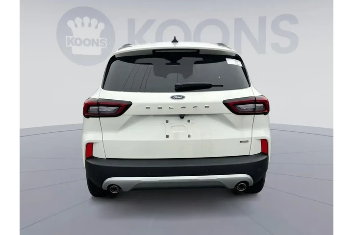 $25000 : Ford Escape Plug-In Hybrid 2 image 4