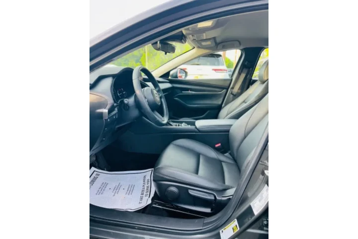 $19995 : 2023 3 Sedan 2.5 S Select image 9