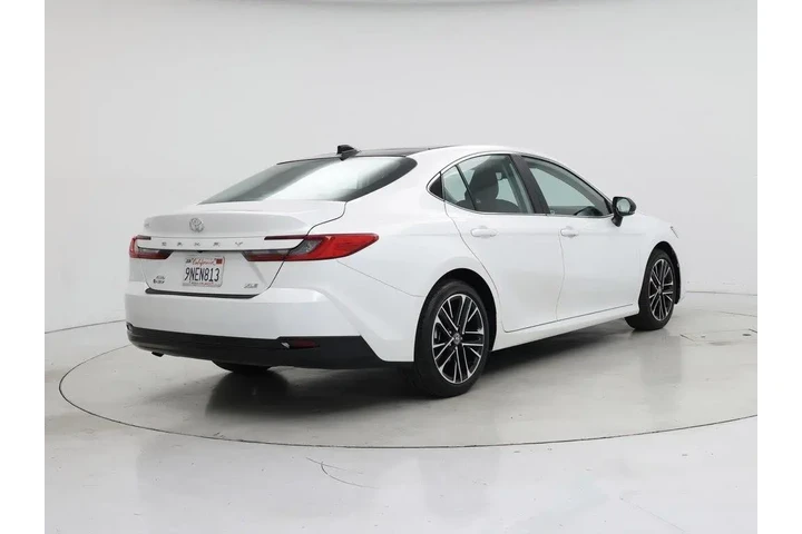 $36998 : Toyota Camry 2025 AWD XLE 4d image 8