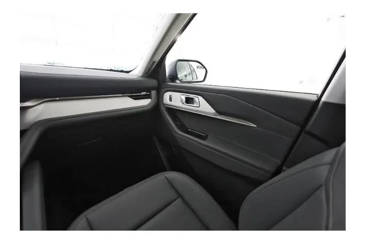 $37998 : Ford Explorer 2025 Active 4d image 9