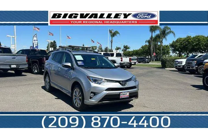 $26877 : Toyota RAV4 2017 AWD Limited image 1