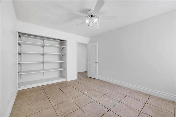 $1475 : North Las Vegas - Apply Now image 5