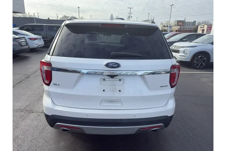 $15600 : Ford Explorer 2017 AWD XLT 4 image 6