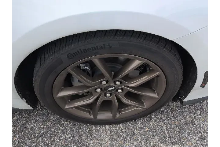 $32519 : Ford Mustang 2024 EcoBoost 2 image 3