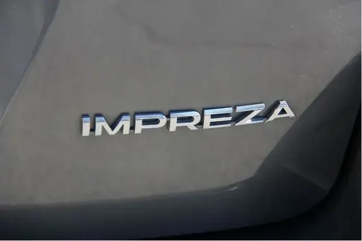$9990 : Subaru Impreza 2018 AWD 2.0i image 8