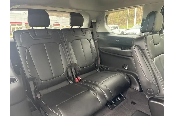 $31980 : Jeep Grand Cherokee L 2022 4 image 9